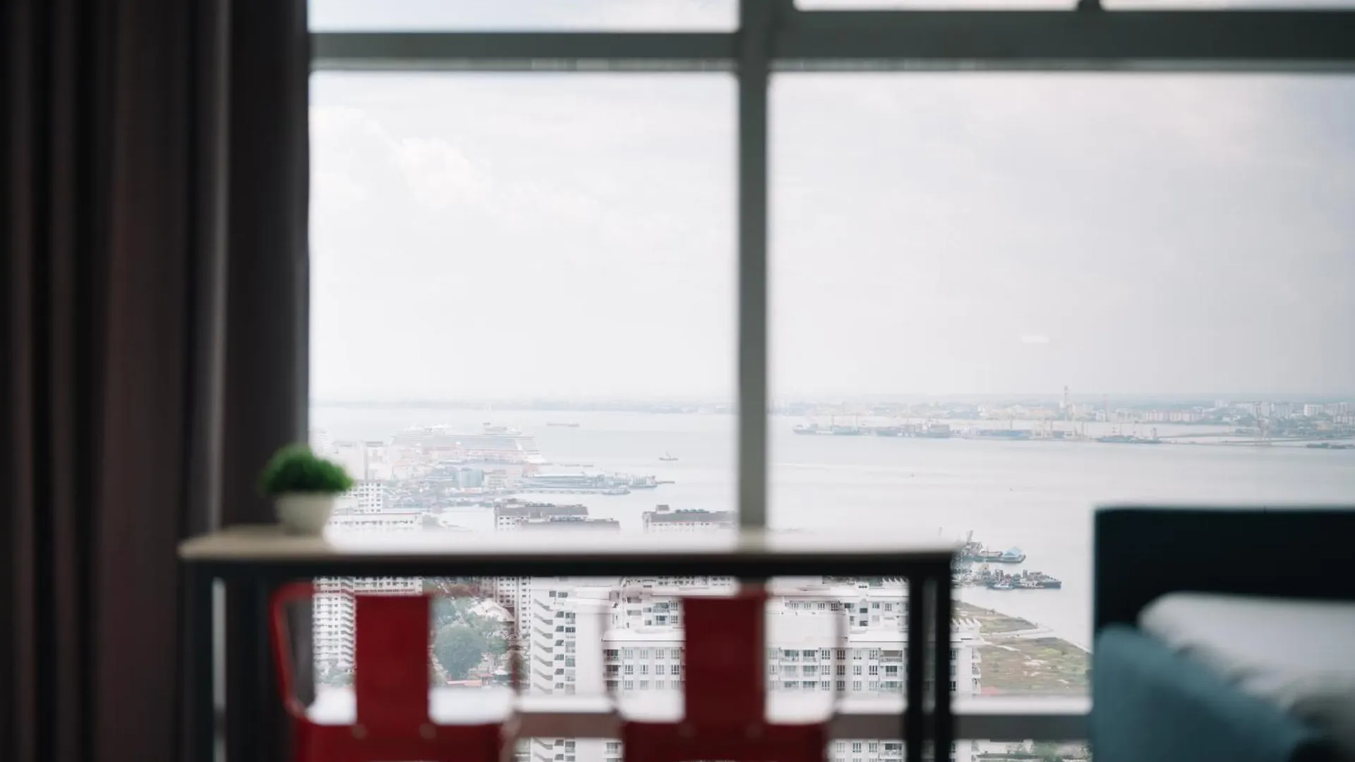 Maritime Seaview 2Bedrooms 2Carparks 4-12Pax Jelutong Apartment