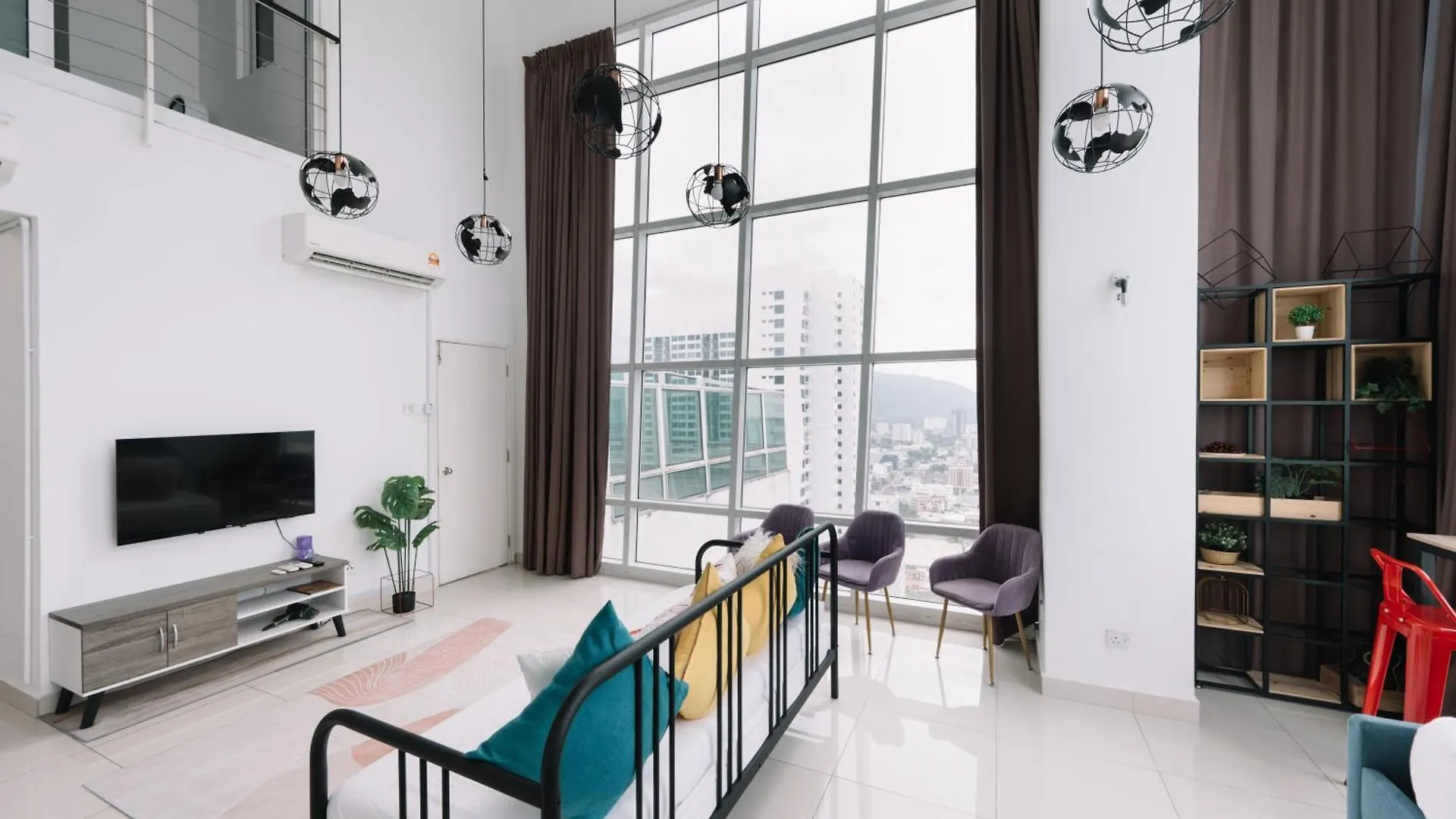 Maritime Seaview 2Bedrooms 2Carparks 4-12Pax Jelutong Malaysia