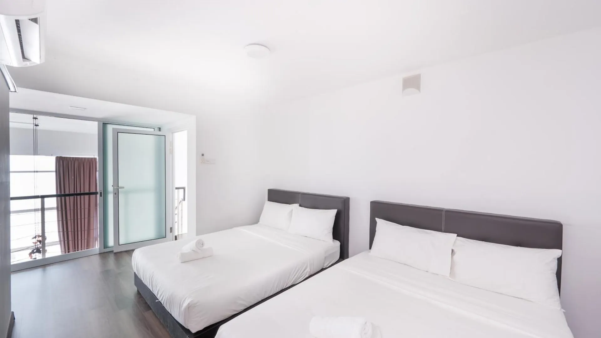 Maritime Seaview 2Bedrooms 2Carparks 4-12Pax Jelutong Μαλαισία